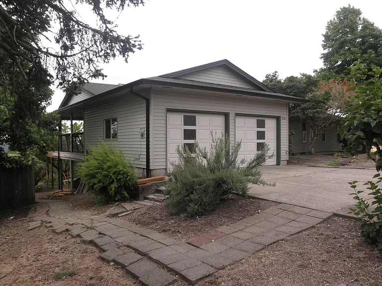 3598 Aster St NW — Photo 3