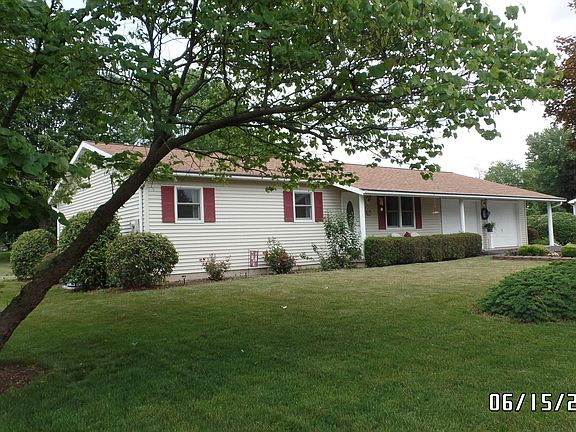 3rd image of 278 Grandview Dr