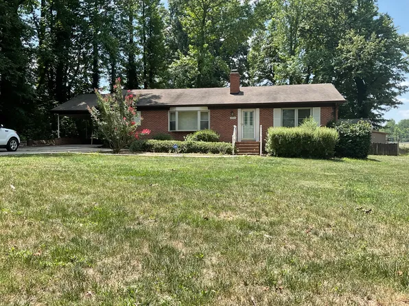 3909 Waterton Rd, Summerfield, NC 27358