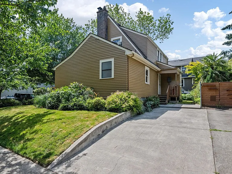2409 NW Raleigh St — Photo 44