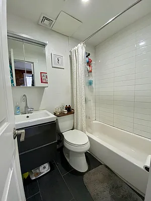 Rented by Oxford Property Group | media 24