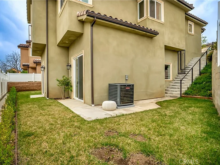 12515 Haleh Ln — Photo 27