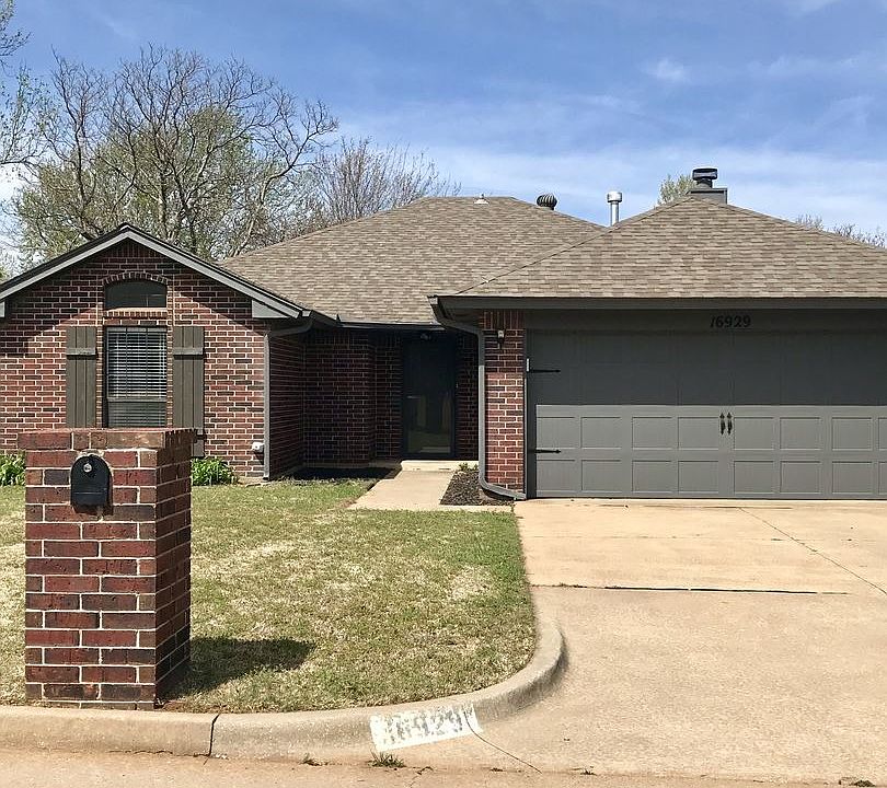 1st image of 16929 Applewood Dr
