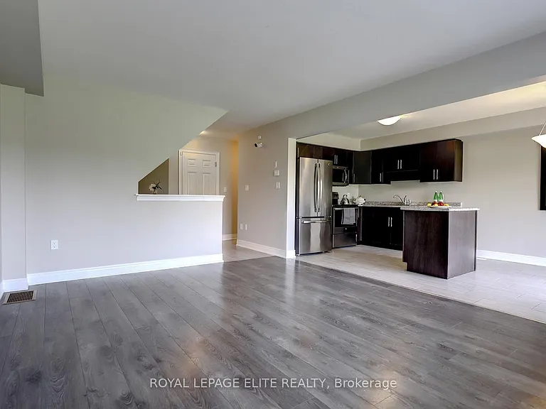8025 Cole Ct — Photo 11