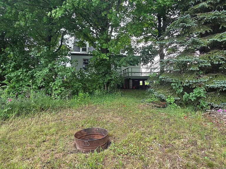 13497 Center Rd — Photo 21