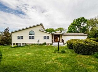 140 Hamilton Ave, Jamestown, RI 02835