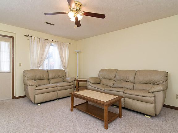 5th image of 6 Eleven Estates Dr