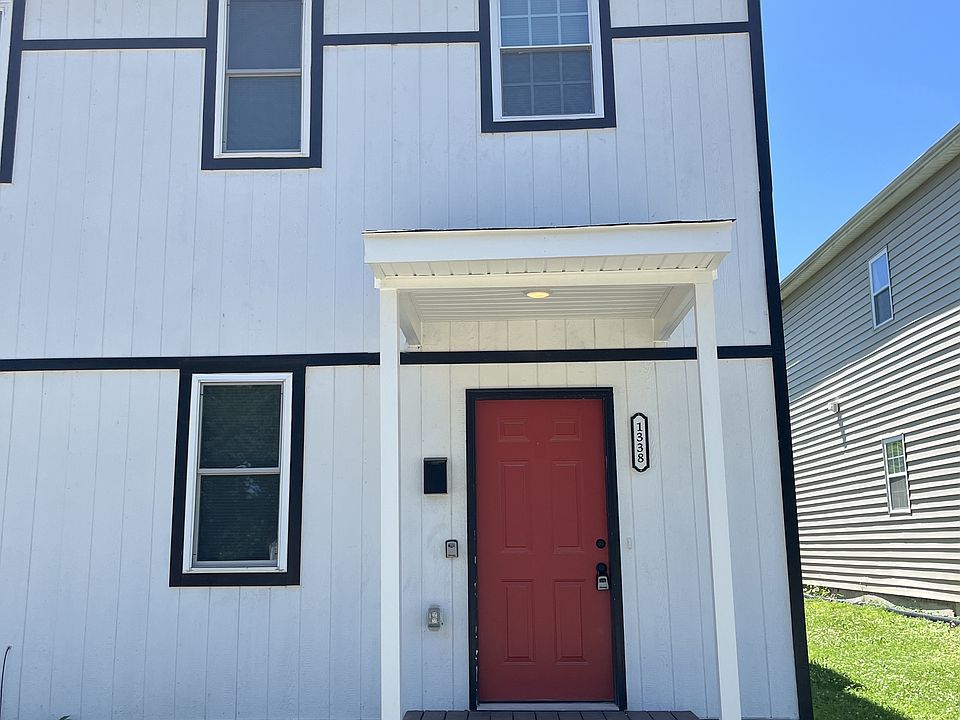 1st image of 1338 Hinton St #1