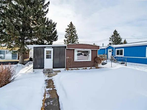 112 Lucina St, Penhold, AB T0M 1R0