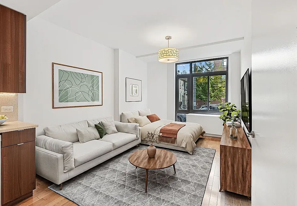 1st image of 33 Caton Pl APT 1E