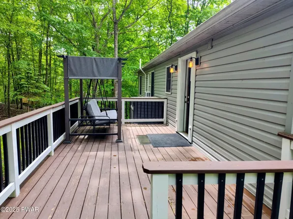 104 Radcliff Rd, Bushkill, PA 18324