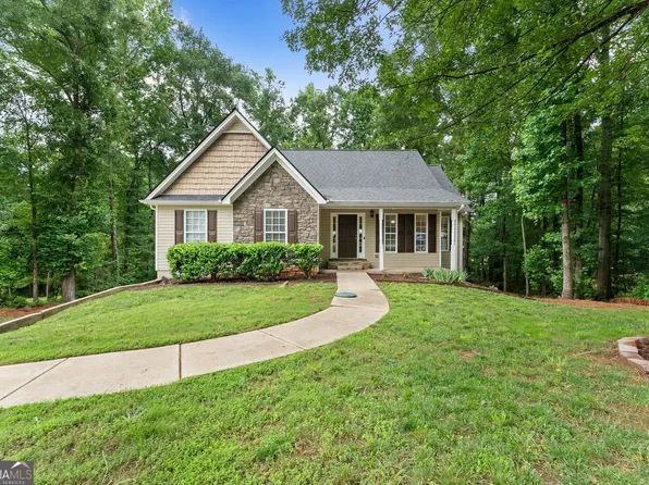 108 Springbrook Ct, Jefferson, GA 30549