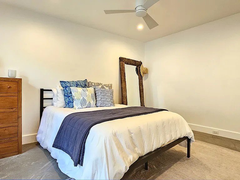 111 Hind Dr — Photo 24