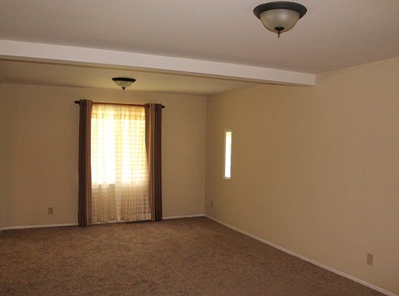 4th image of 185 Madison Ave