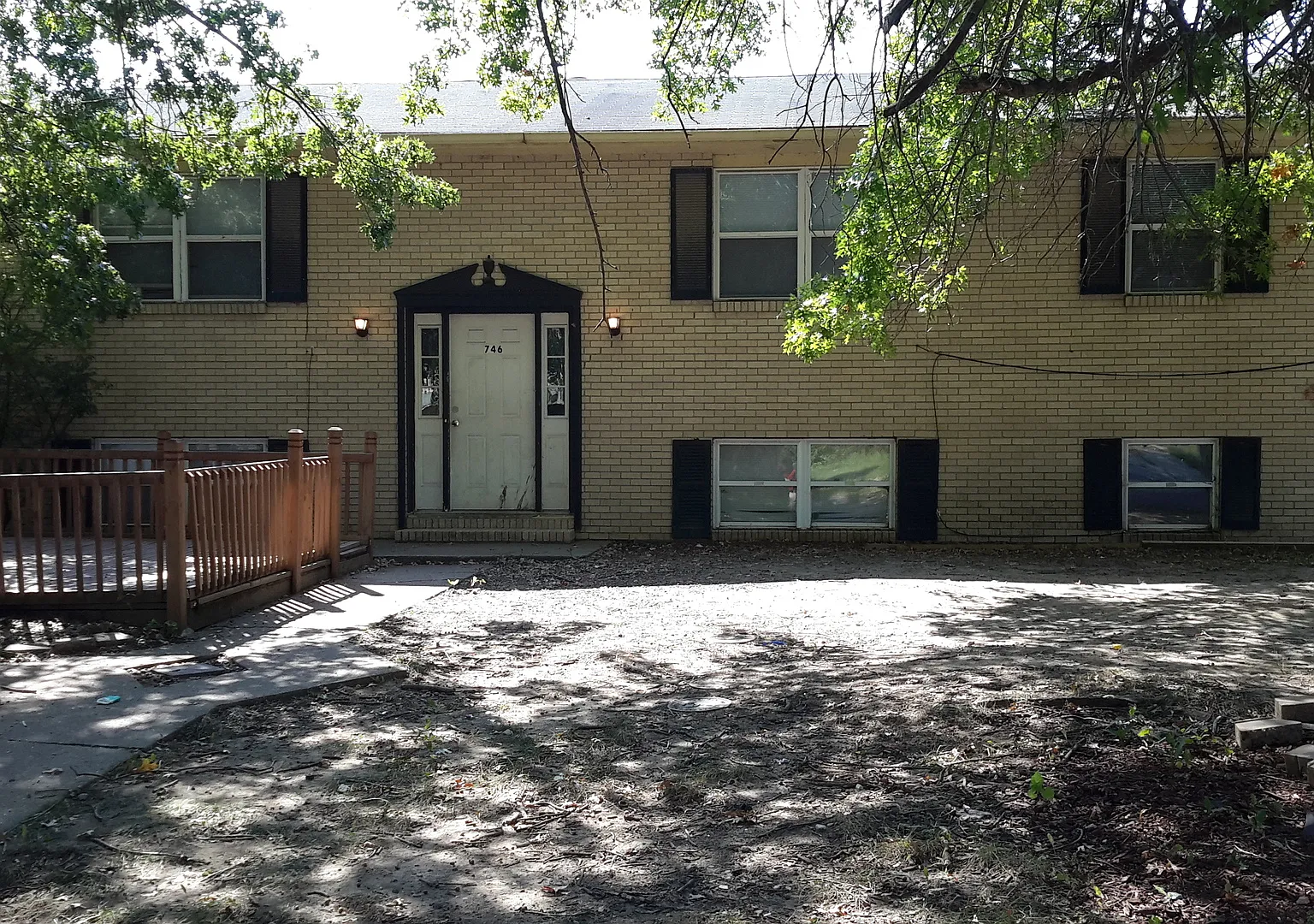 746 Demaret — Photo 1