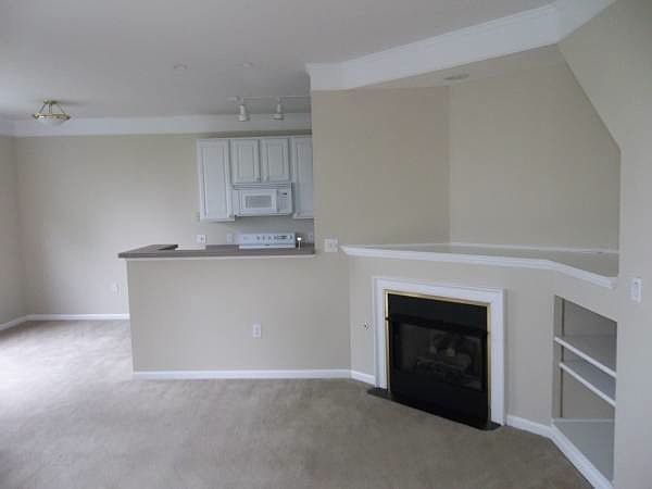 1st image of 7050 Gorden Farms Pkwy