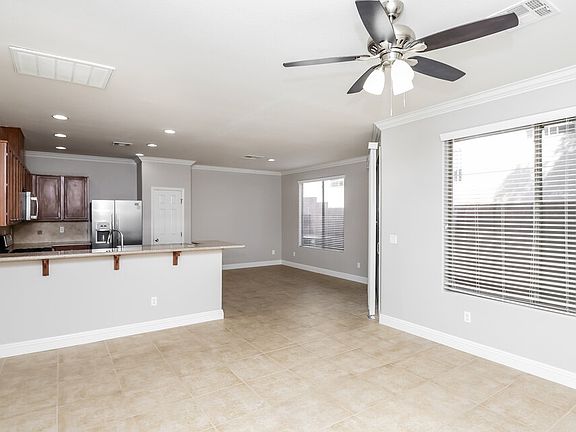 4th image of 10032 Bonterra Ave