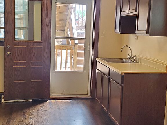 5th image of 6203 S Menard Ave #1