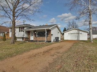 1411 N Superior St, Antigo, WI 54409