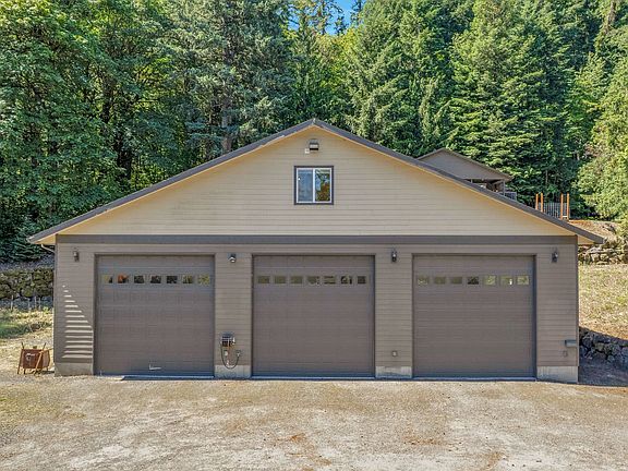 3rd image of 13290 SW Menlor Ln