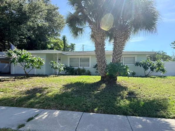 1715 Eaton Dr NE, Clearwater, FL 33756