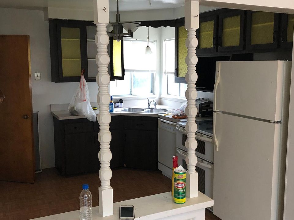 1st image of 29555 Barton St
