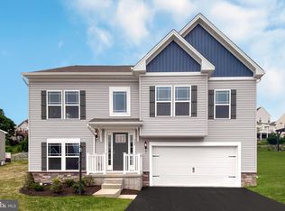 509 Evangeline Dr, Waynesboro, PA 17268