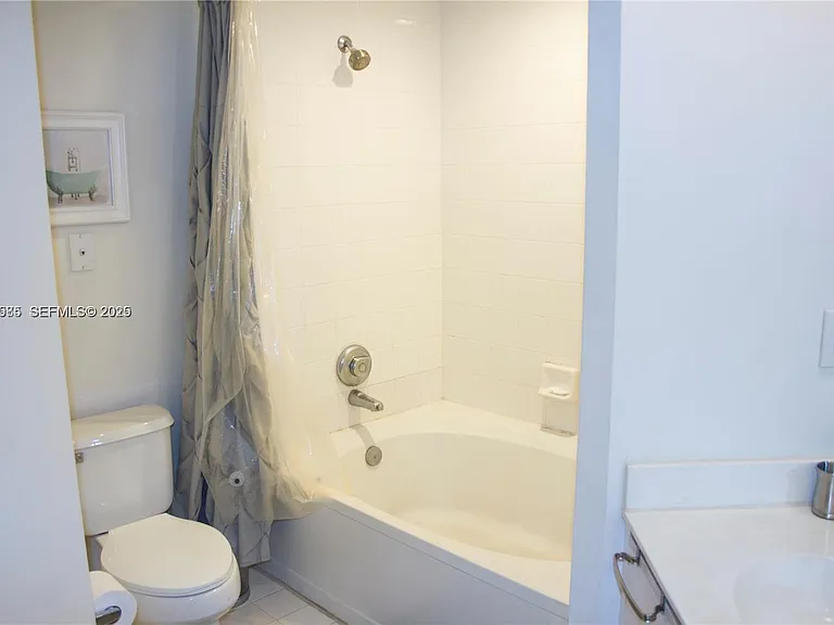 3145 NE 184th St #5306 — Photo 16