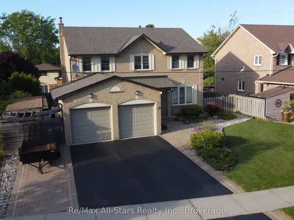 20 Love Cres, Ajax, ON L1S 4T1