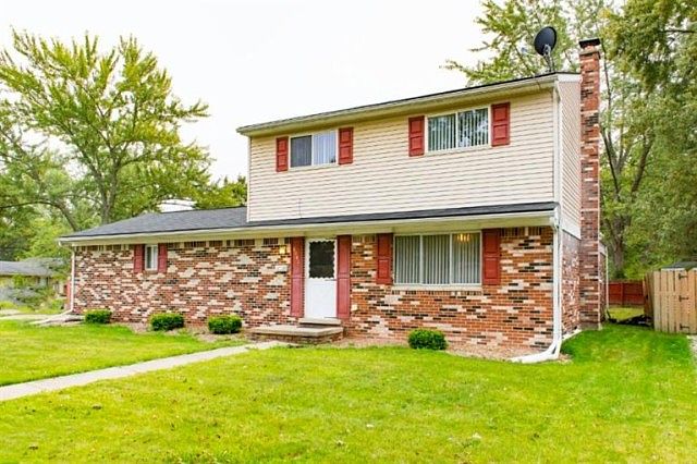 1st image of 8943 Nottingham Dr