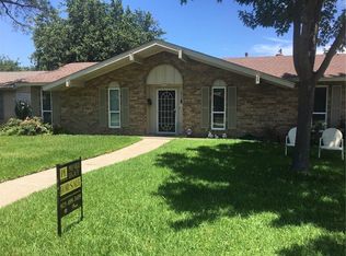 4750 Snow Dr, Mesquite, TX 75150
