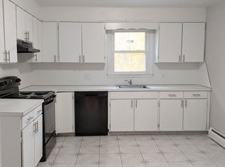 370-428 Woodtick Rd #392-2R, Waterbury, CT 06705