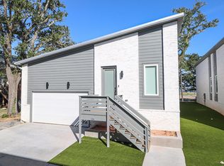 136 Markham Dr, Gulfport, MS 39507