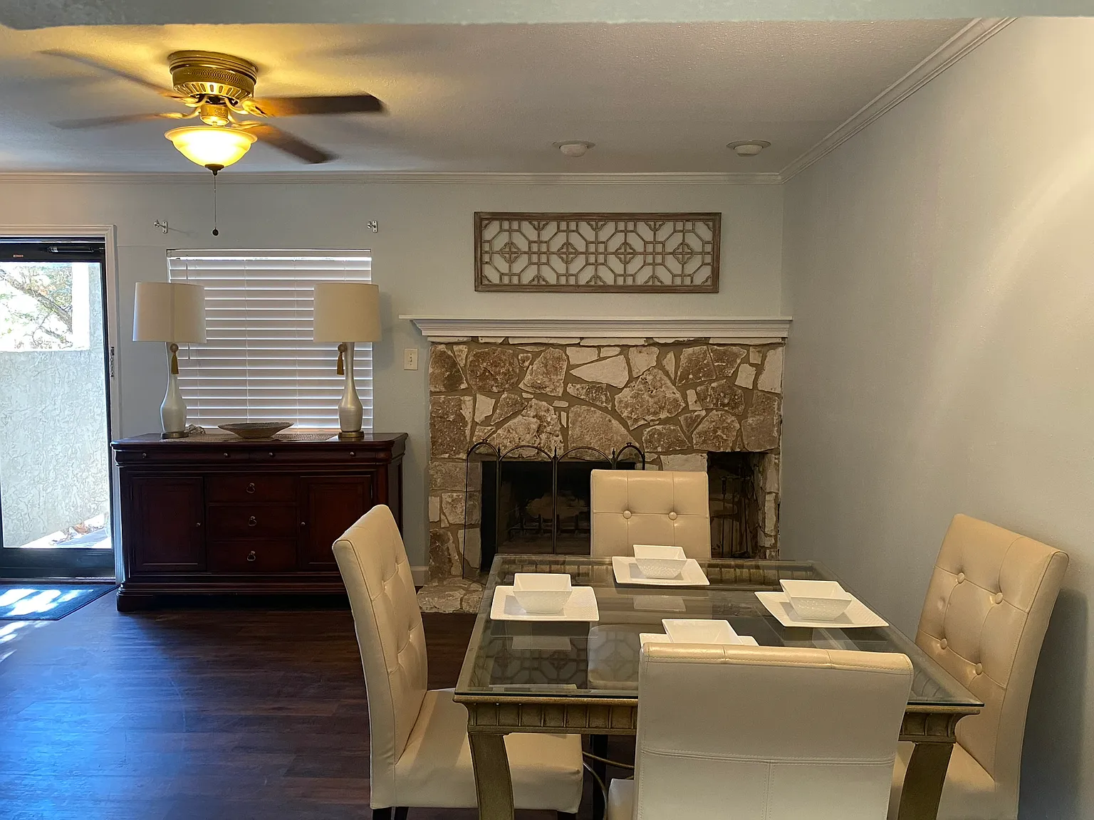 1 bed, 582 sqft, $800 — Photo 2