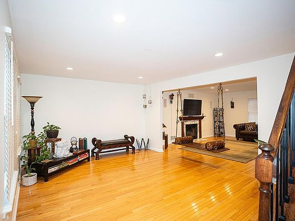 5th image of 54 Campbell Rd