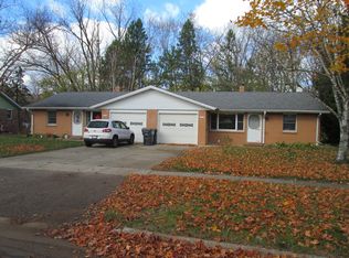 2553 Demorrow Cir, Stevensville, MI 49127