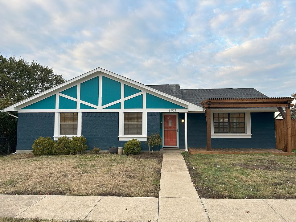 1st image of 2103 Rockwood Dr