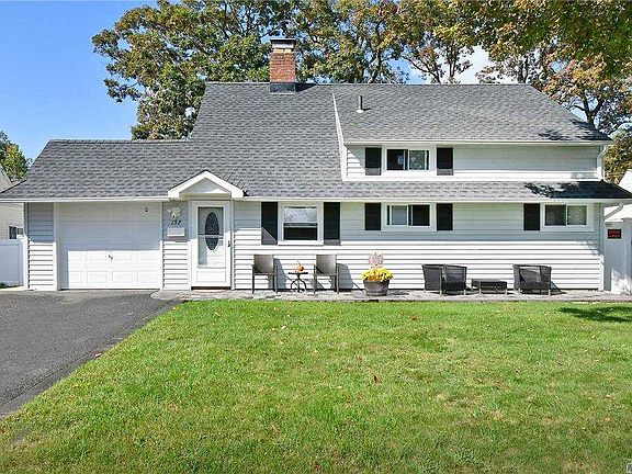2nd image of 157 Twin Ln N