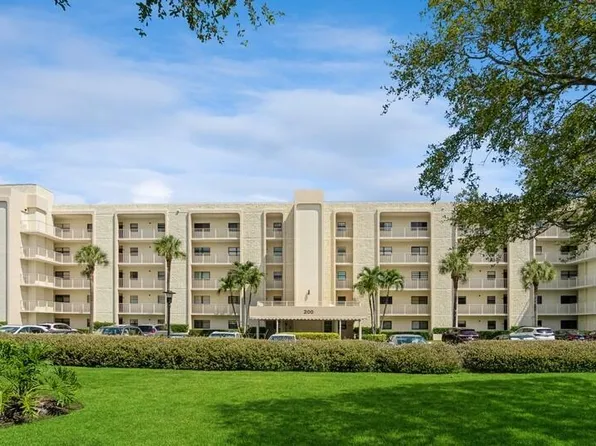 200 Intracoastal Pl, Tequesta, FL