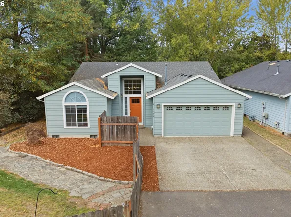 1298 NE Lilac Ct, Hillsboro, OR 97124