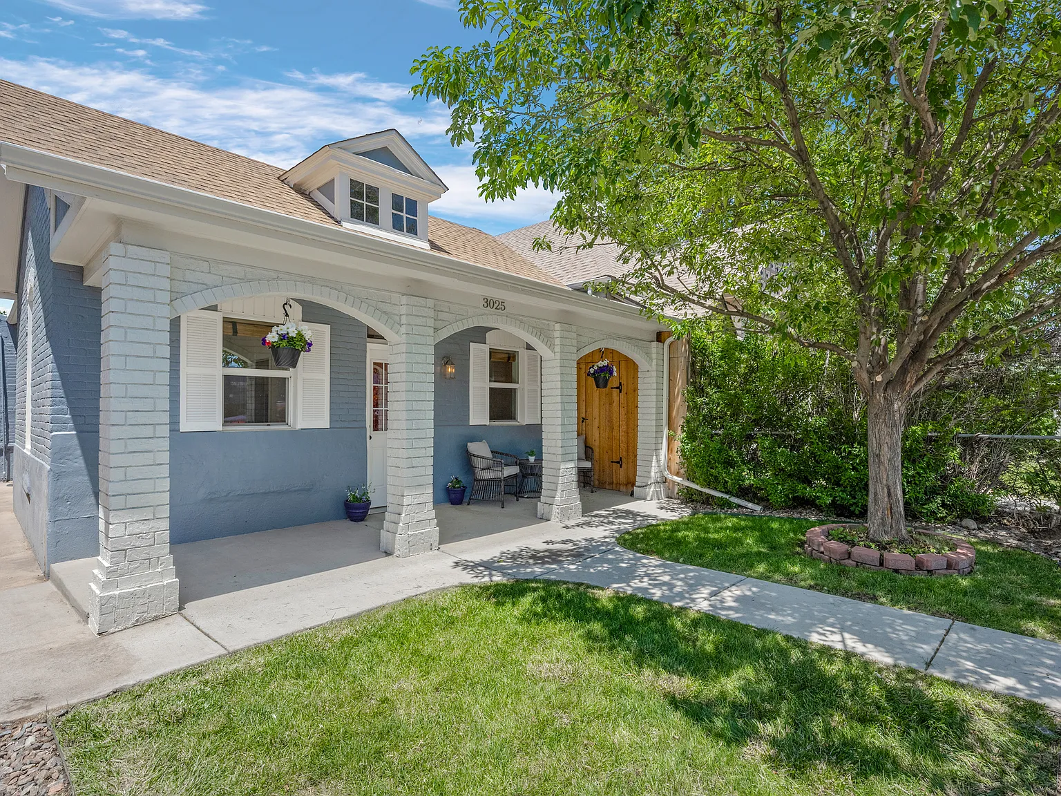 3023 Lawrence St — Photo 2
