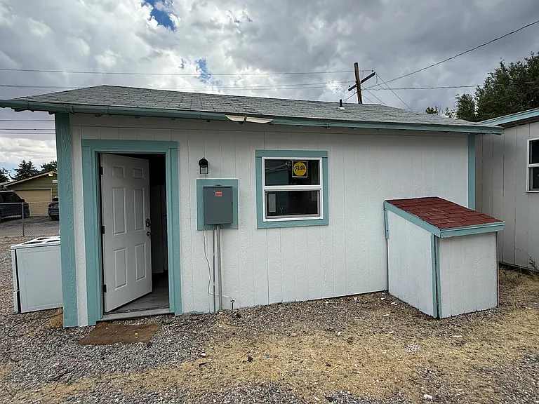 2319 Orchard Ave — Photo 9