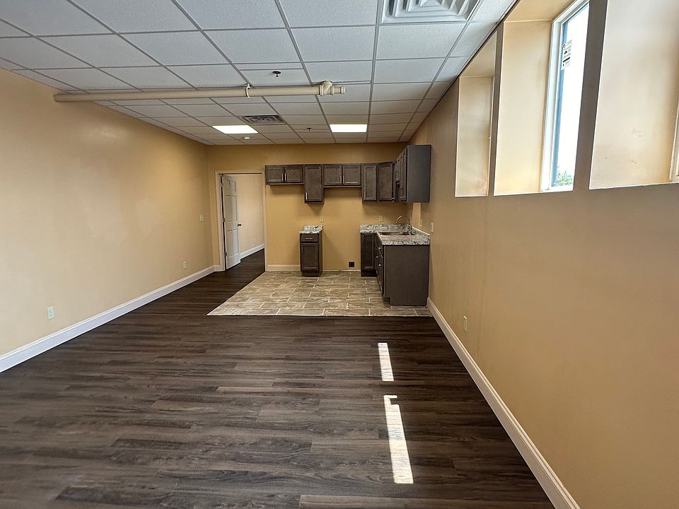 1st image of 2207 Elmwood Ave #2