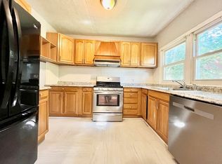 10 Gardner St #R, Boston, MA 02119