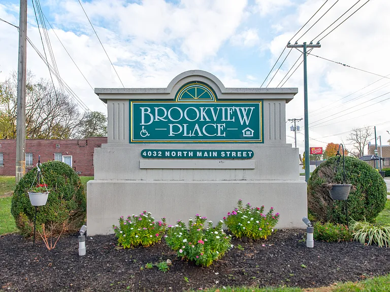 Brookview Place Apartments — Photo 12