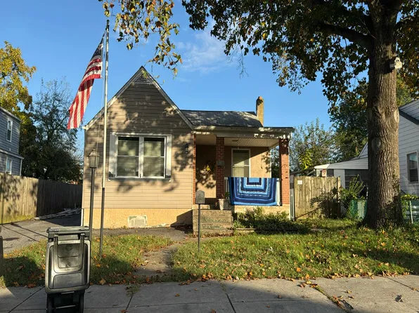 215 Pinewood Rd, Baltimore, MD 21222