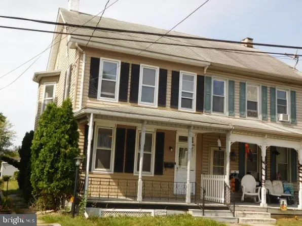 309 S Railroad St, Myerstown, PA 17067