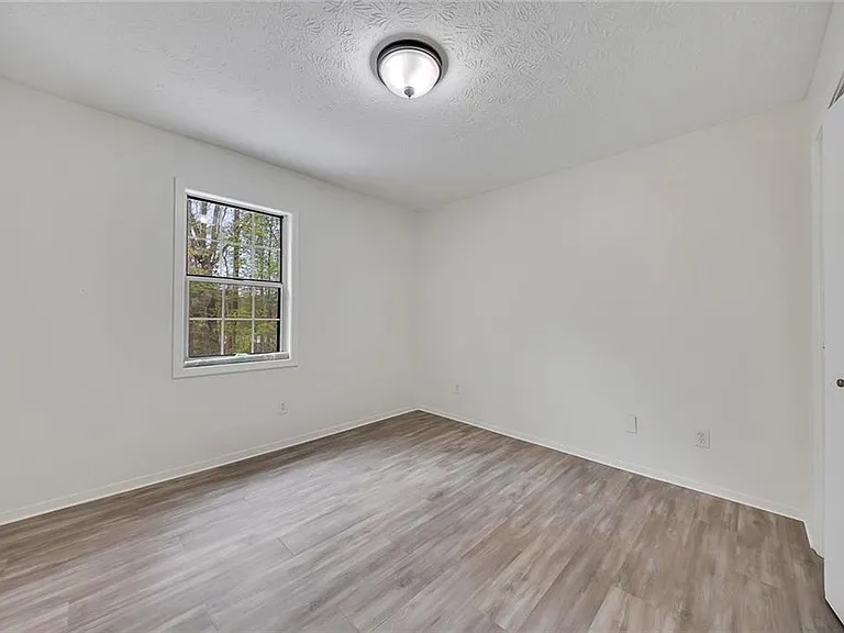 635 Anderson Walk — Photo 23