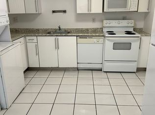 5100 SW 41st St APT 112, Hollywood, FL 33023