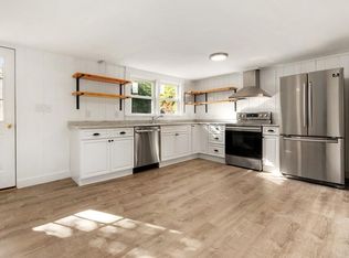 623 Pleasant St, Leicester, MA 01612